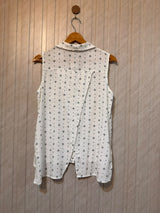 Chest 19  Lenght 24 to 26  Fabric Linen Classic Sleeveless Top
