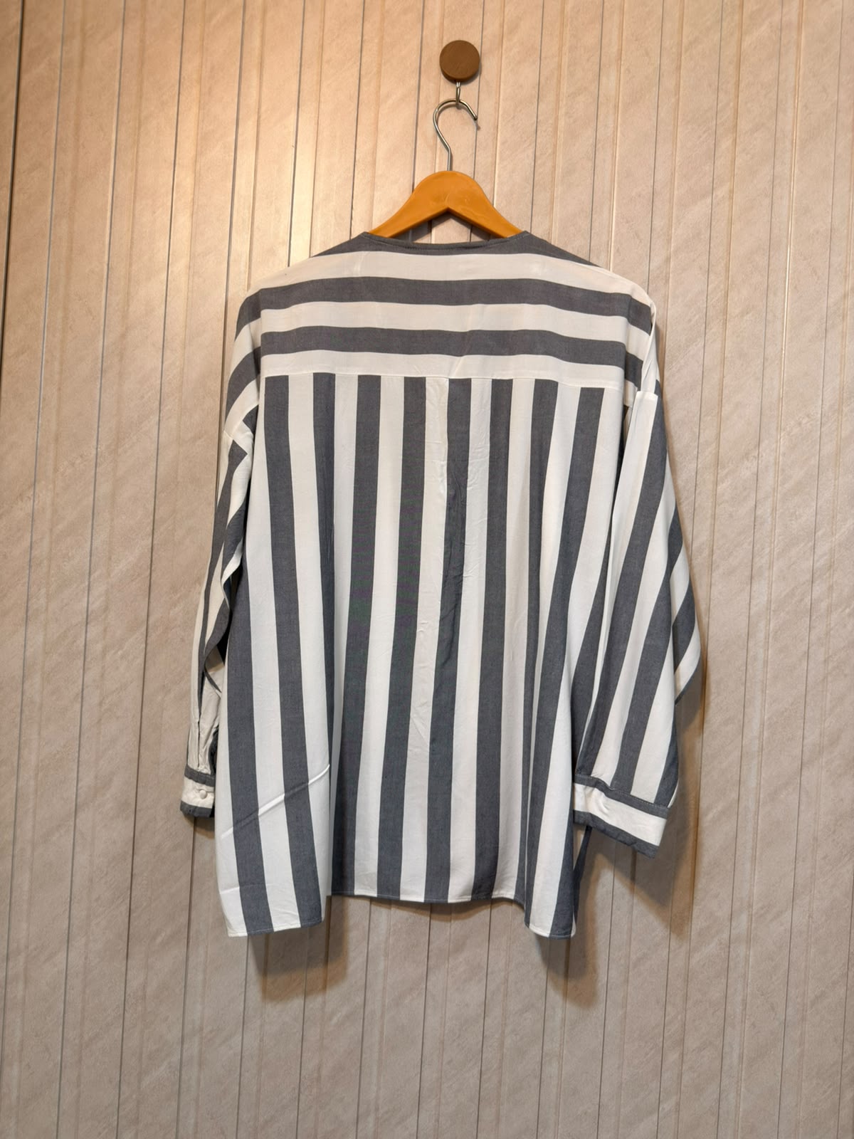 Chest Small Style  Lenght 26  Fabric Linen Women’s Classic Top