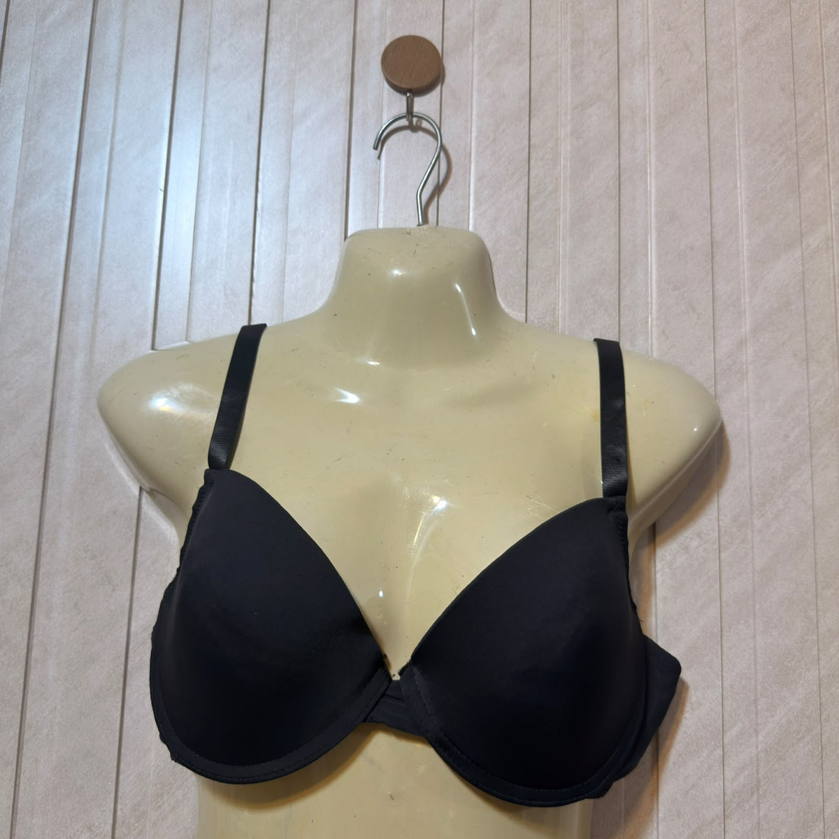 Chest Large  Length 11 Women’s Western Branded Bra