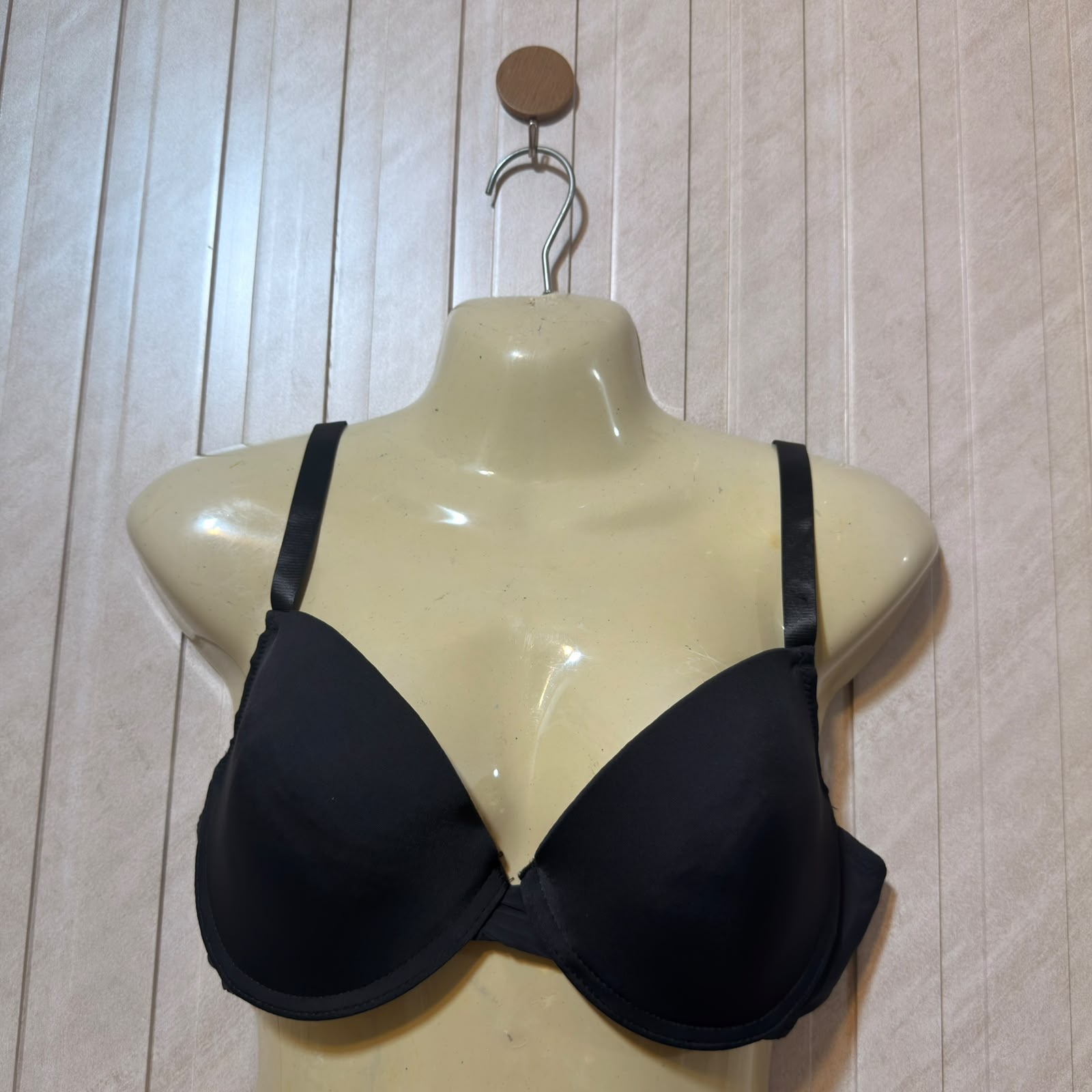 Chest Large  Length 11 Women’s Western Branded Bra