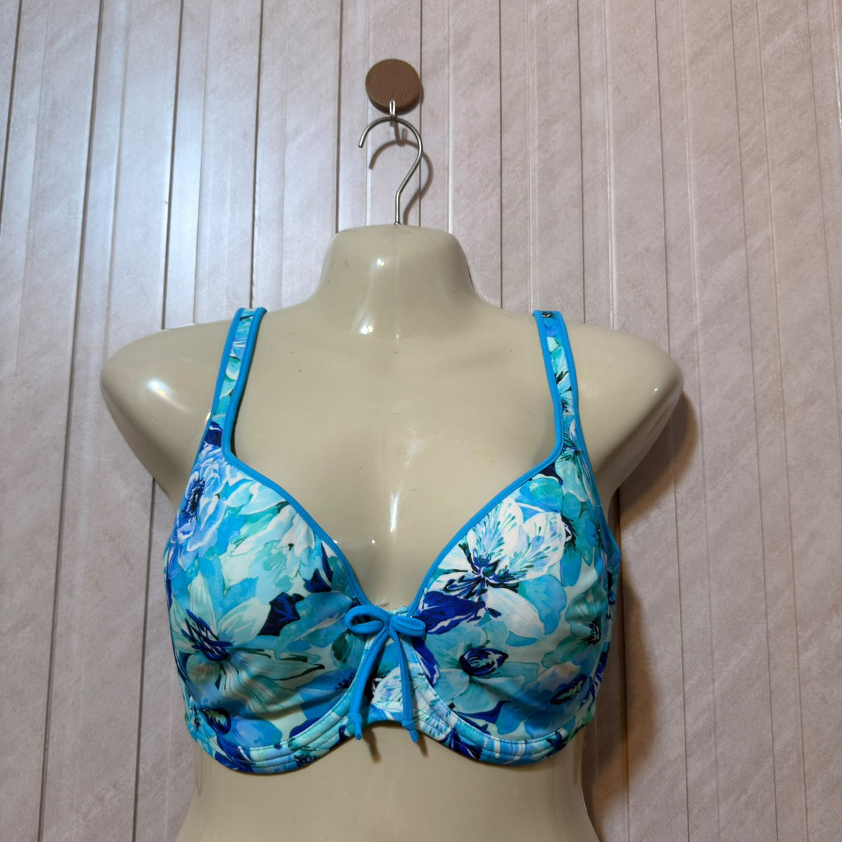 Chest Large  Length 13 Western Women’s Everyday Bra