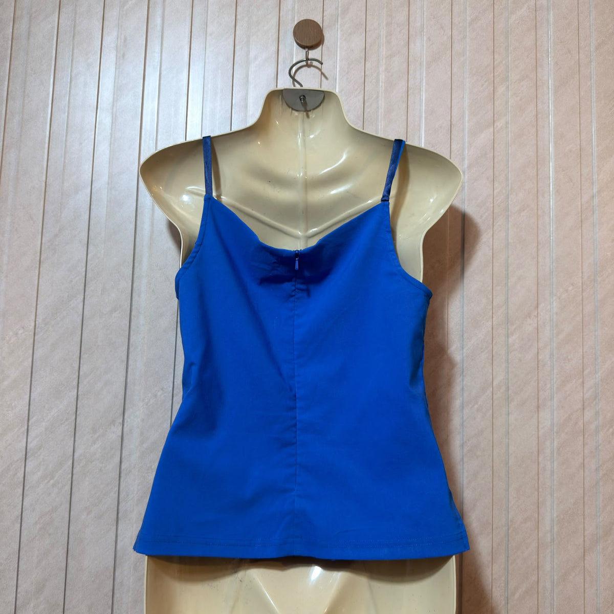 Chest 17  Length 19  Fabric Silk Premium Women’s Branded Crop Top