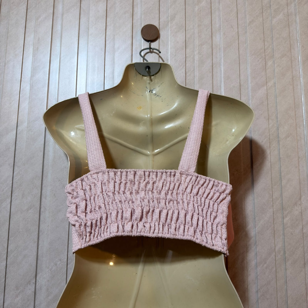 Chest 17  Length 13  Fabric Rayon Women’s Everyday Western Crop Top