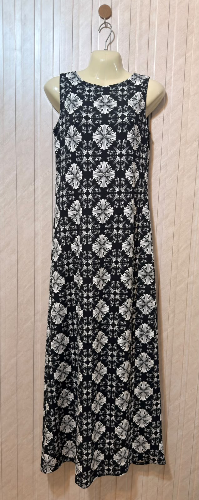 Chest 20  Lenght 57  Fabric silk jersey Stylish Western Maxi Dresses for Women