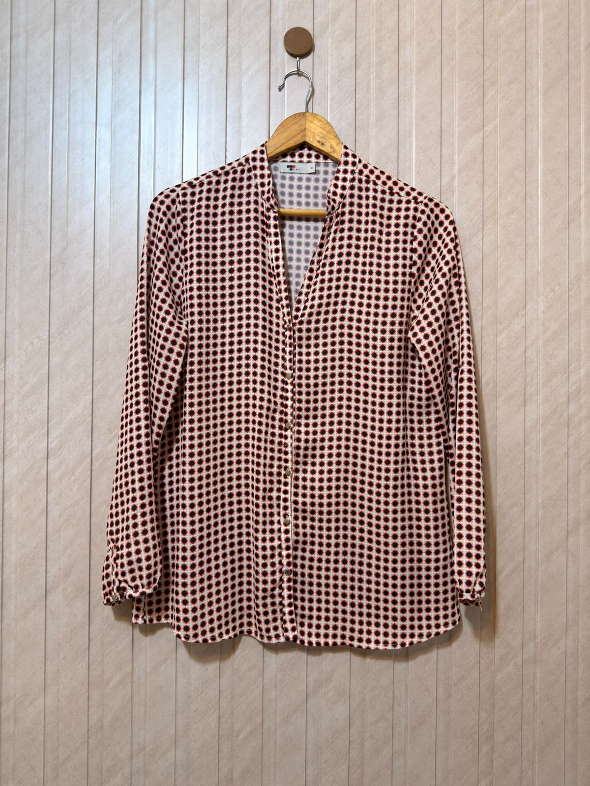 Chest 18  Length 27  Fabric Chiffon Women’s Branded Style Full Sleeve Top