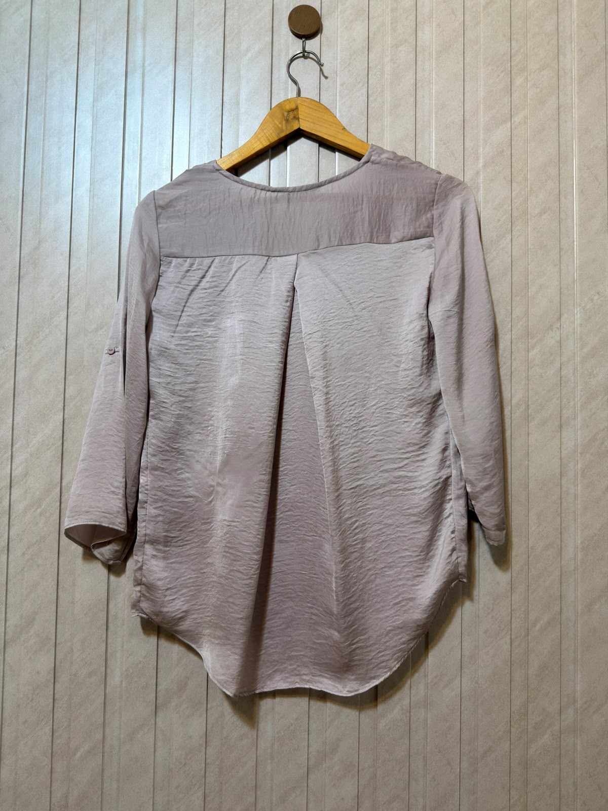 Chest 19  Length 24  Fabric Silk Women’s Elegant Full Sleeve Fashion Top