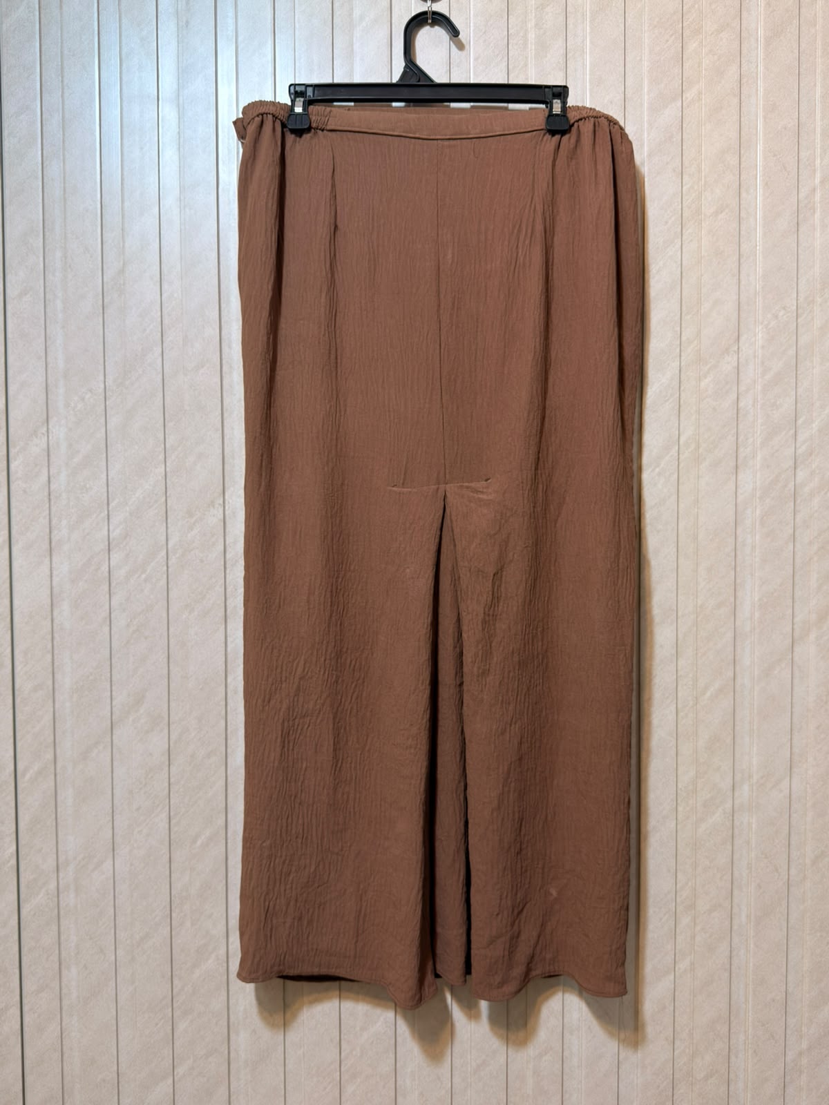 Waist 36  Length 38  Fabric Cotton Silk Elegant Western Style Women’s Skirt