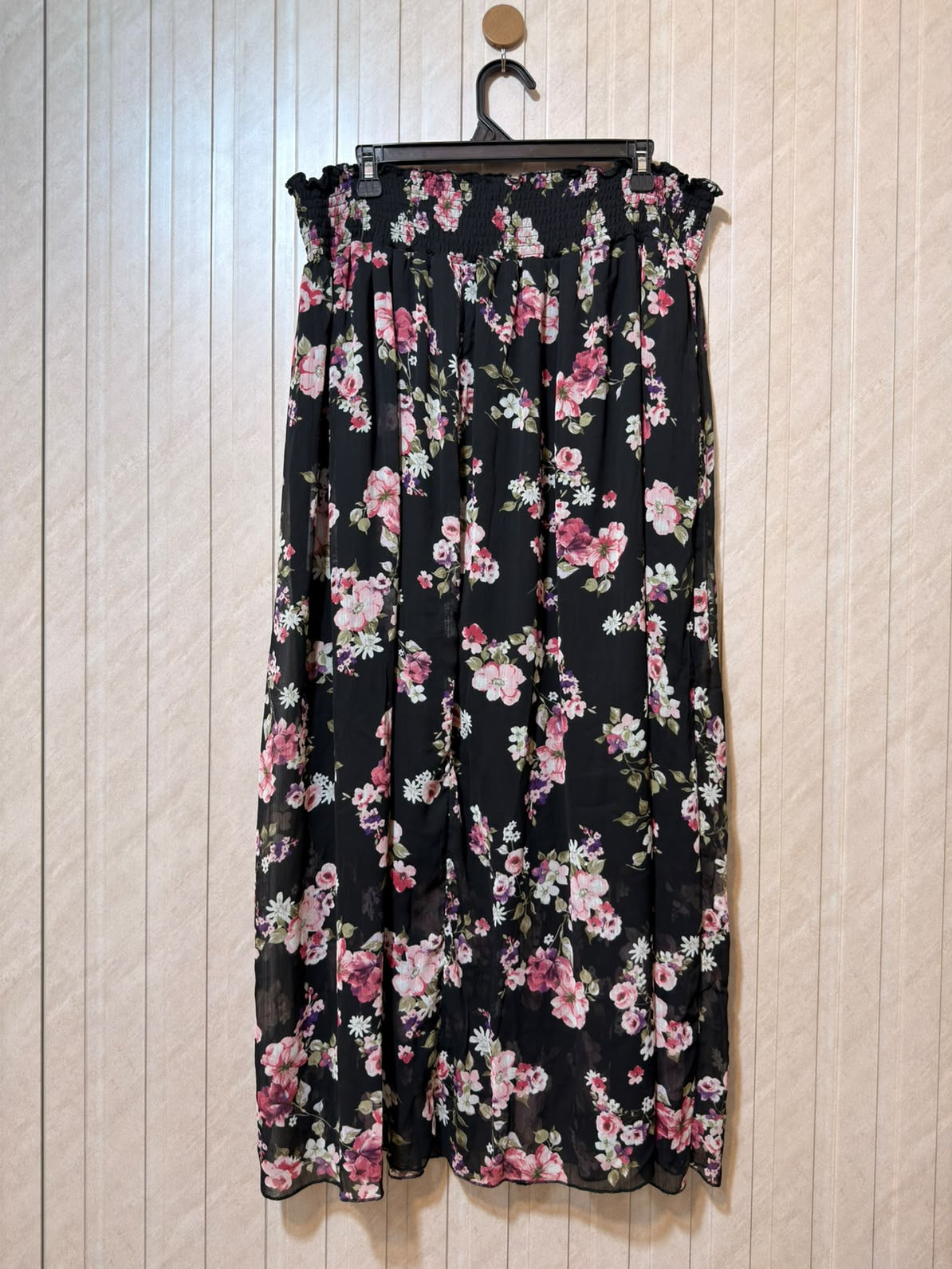 Waist 44  Length 39  Fabric Chiffon Western Branded Women’s Stylish Skirt