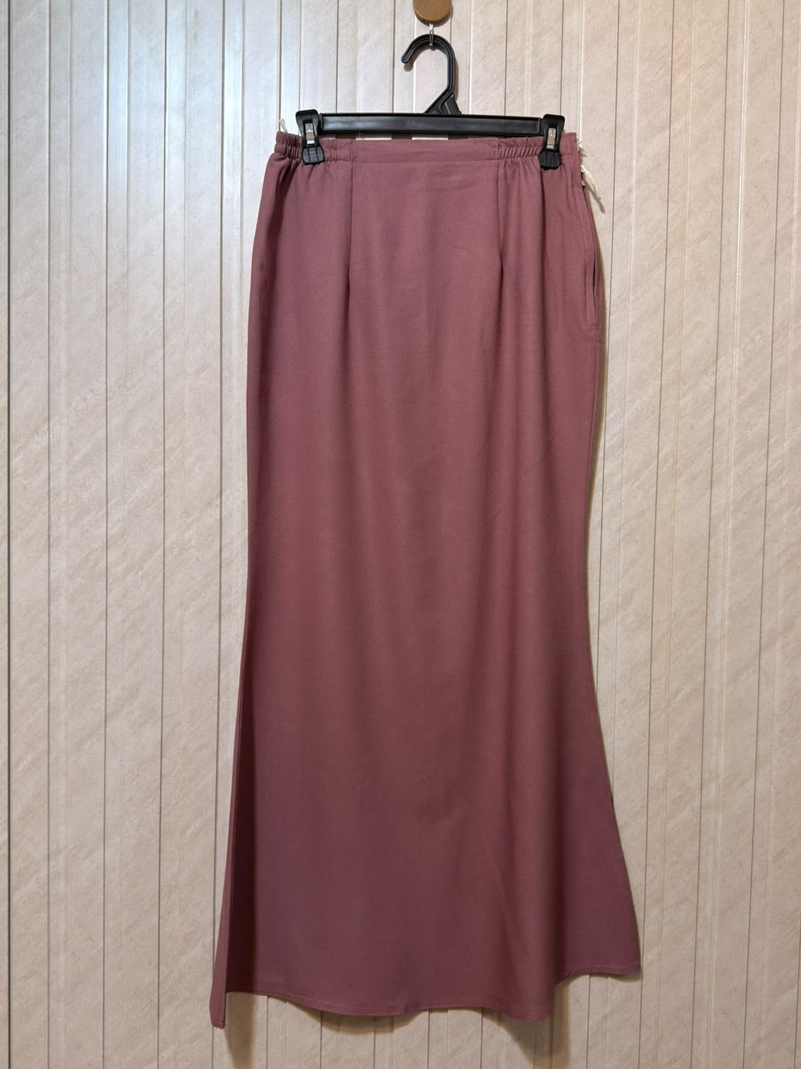 Waist 30  Length 39  Fabric Rayon Women’s Trendy Casual Fashion Skirt