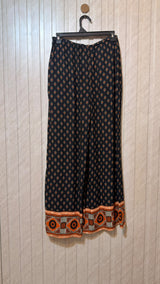 Waist 30  Lenght 39  Fabric linen  Classic Women’s Trouser
