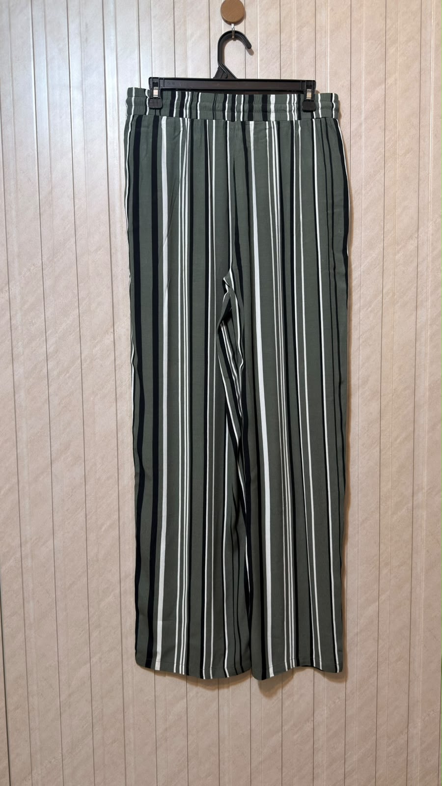 Waist 32  Lenght 42  Fabric jorjet Everyday Women’s Trouser