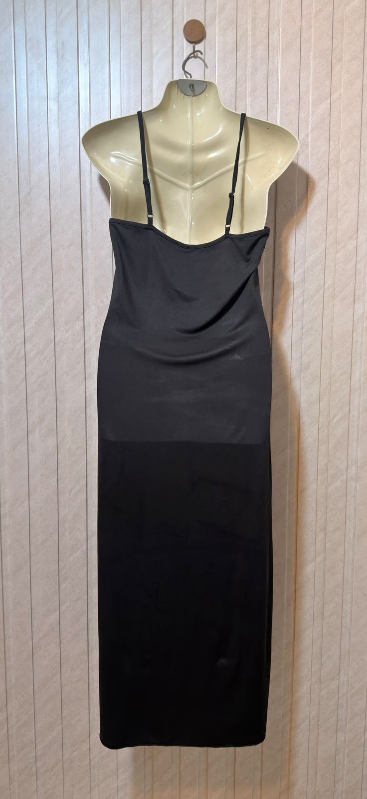 Chest 20  Length 48  Fabric Silk Jersey Sophisticated Women’s Long Maxi Dress
