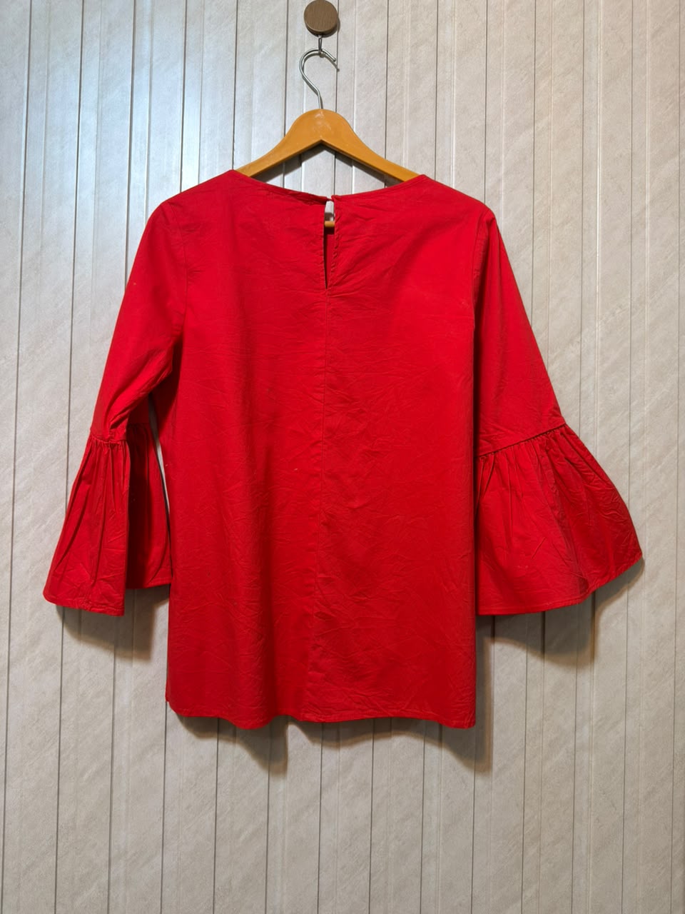 Chest 19  Length 25  Fabric Cotton Women’s Casual Full Sleeve Top