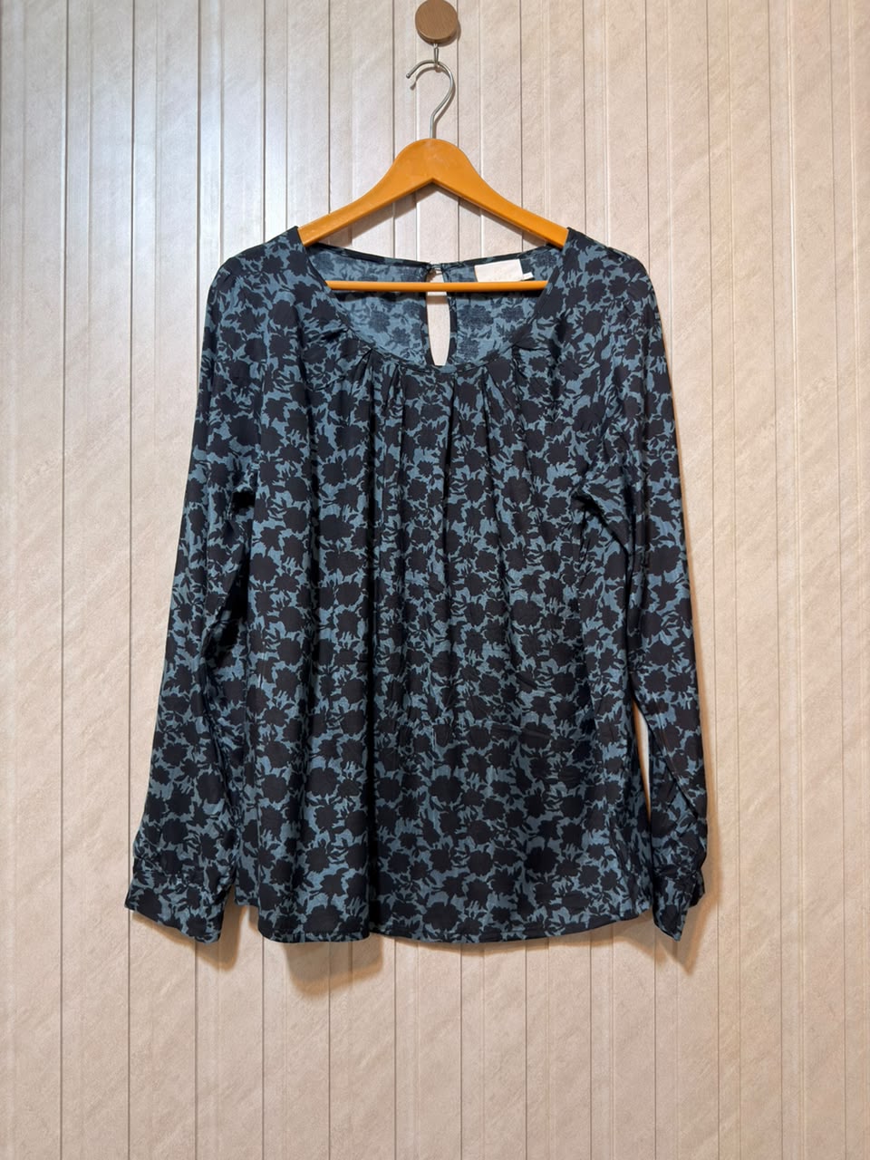 Chest 20  Length 25  Fabric Cotton Silk Women’s Premium Full Sleeve Top