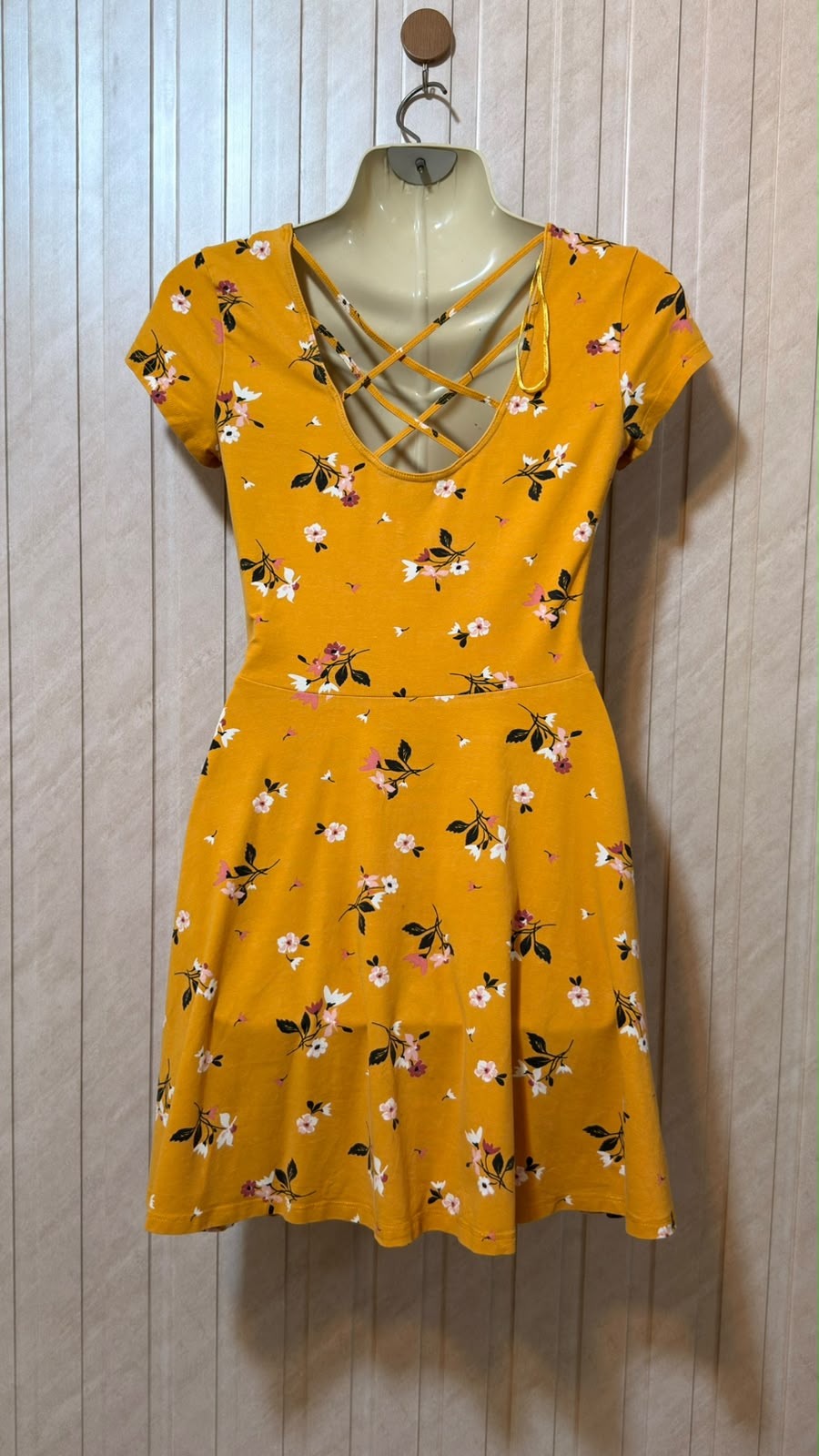 Chest 18  Lenght 30  Fabric jersey Women’s Elegant Mini Dress