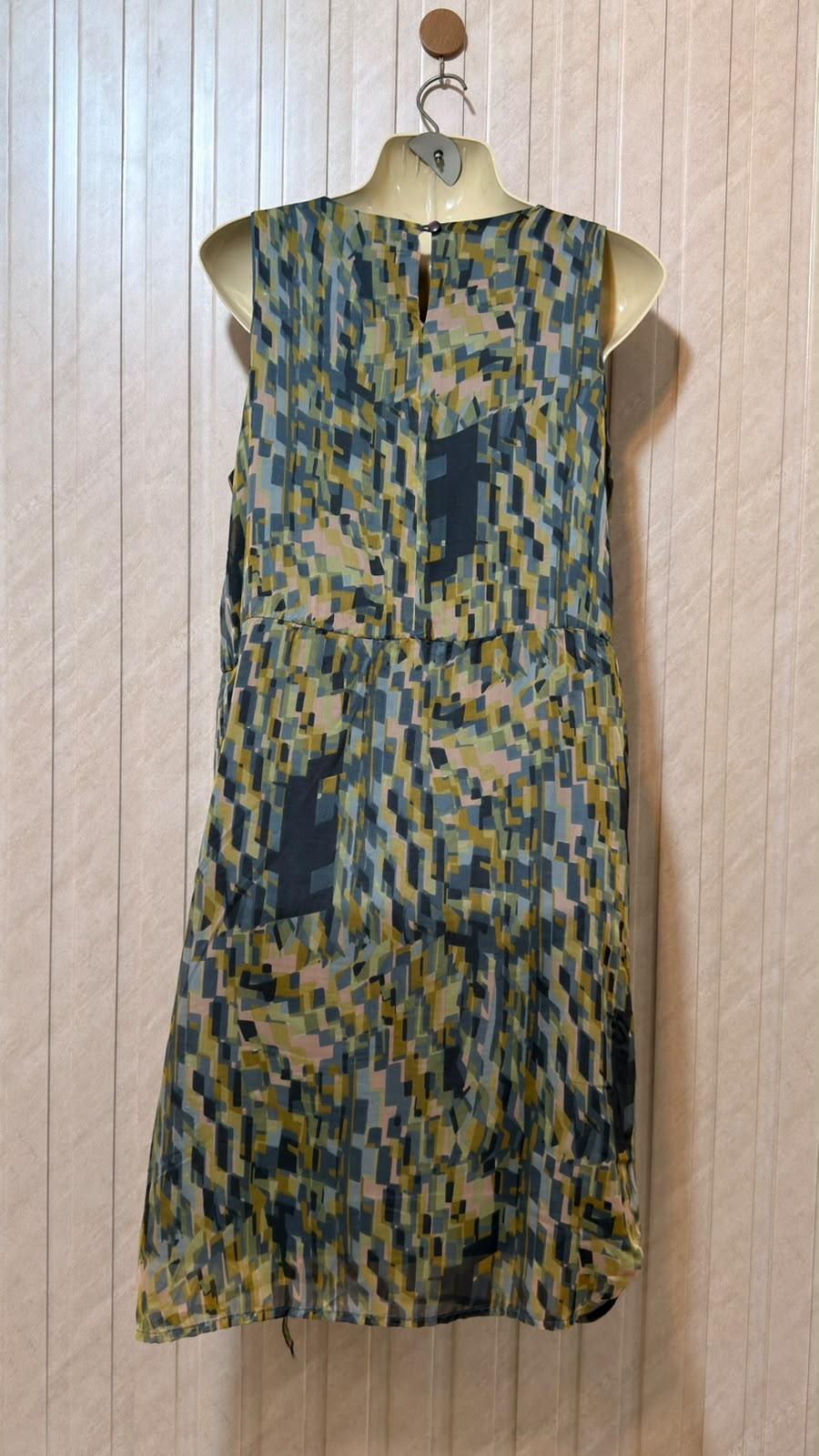Chest 19  Lenght 39  Fabric silk  Branded Women’s Mini Dress