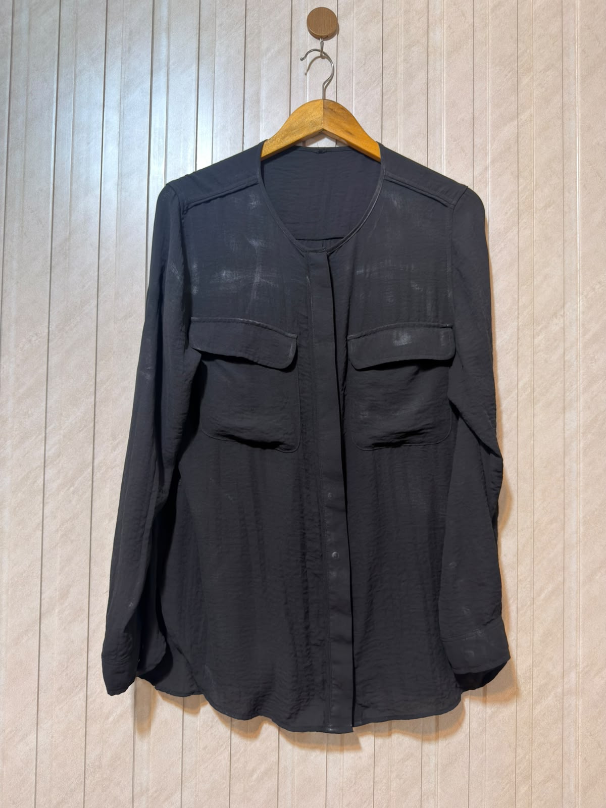 Chest 20  Lenght 28  Fabric Silk Women’s Statement Full Sleeve Top