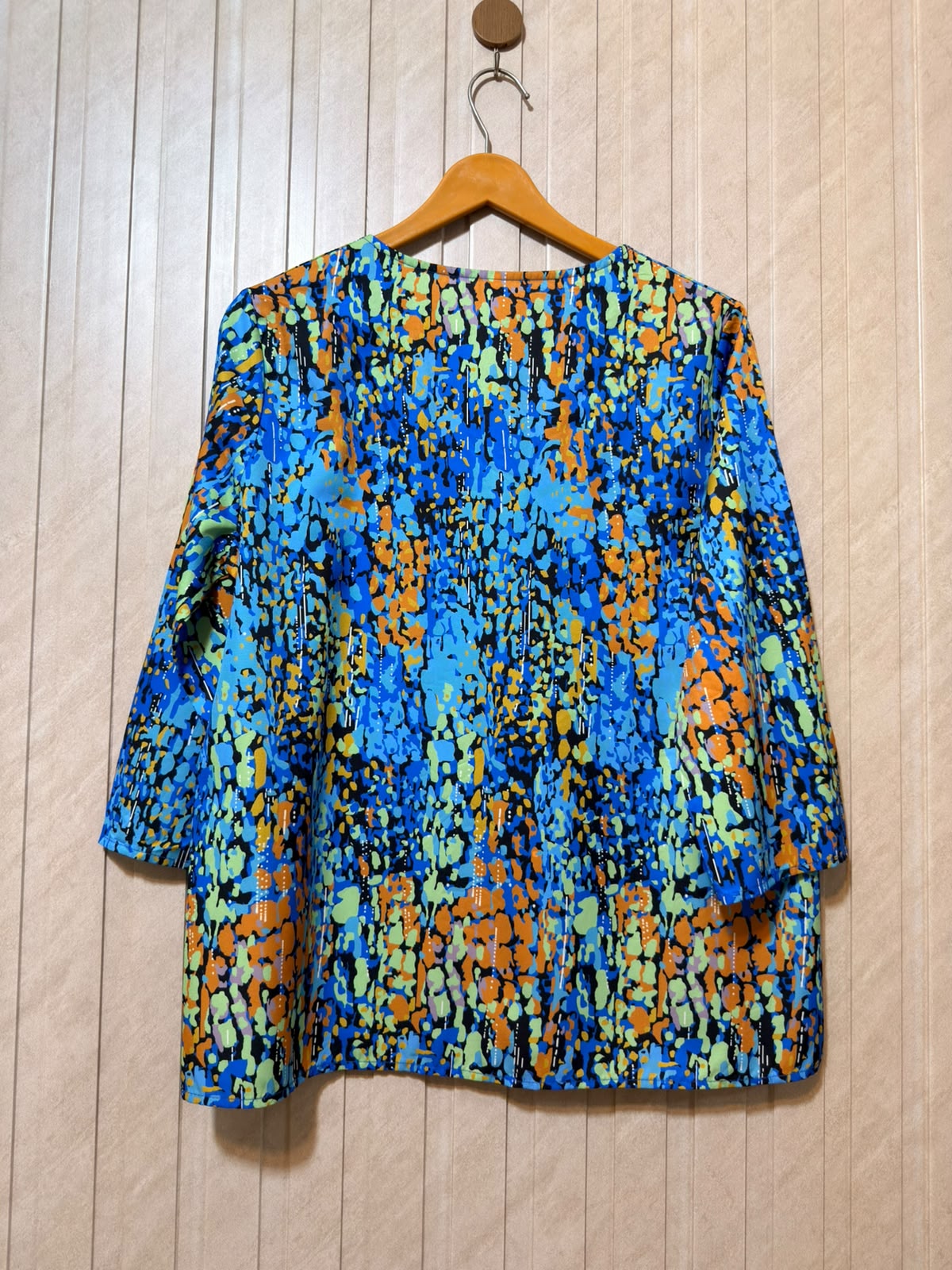 Chest 20  Lenght 25  Fabric Silk Women’s Everyday Essential Full Sleeve Top