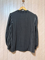Chest 19  Lenght 25  Fabric Silk Women’s Classic Collection Full Sleeve Top