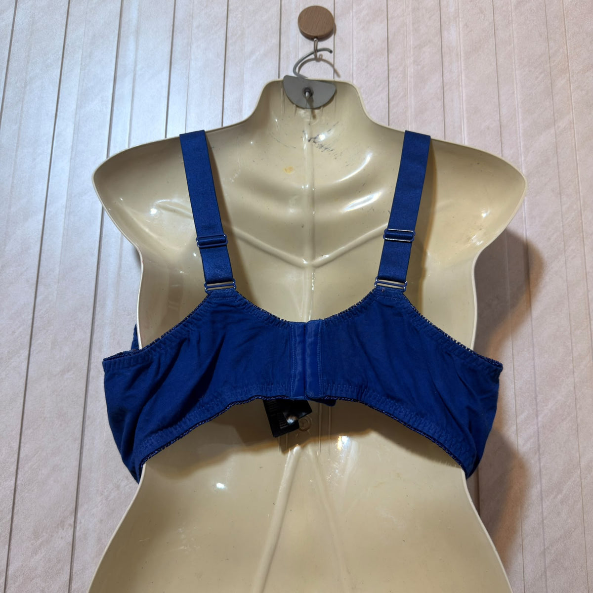 Chest Large Women’s Classic Western Bra