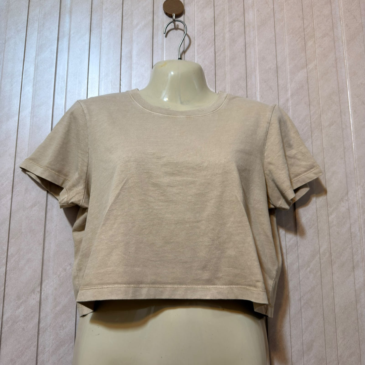 Chest 20  Lenght 16  Fabric jersey  Chic Western Women’s Crop Top