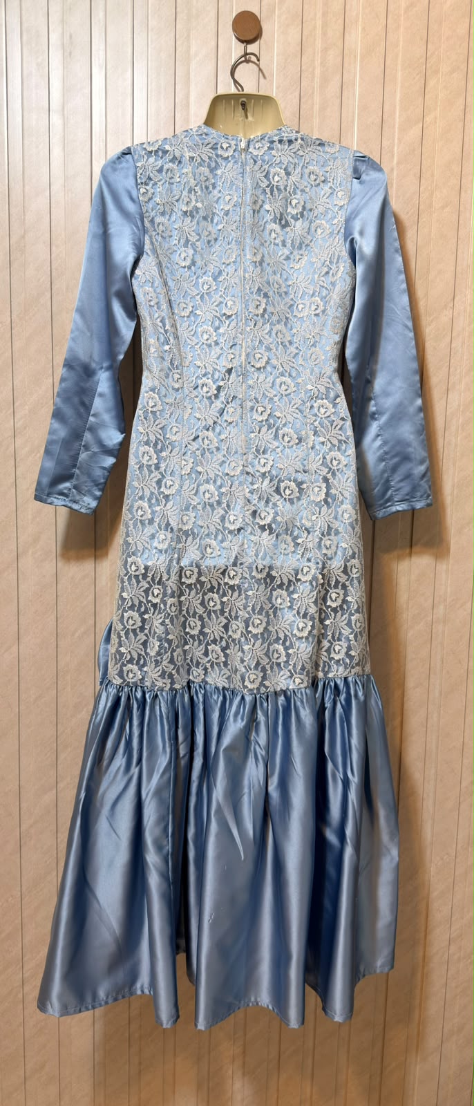 Chest 17  Lenght 50  Fabric silk Western Women’s Premium Maxi Dress