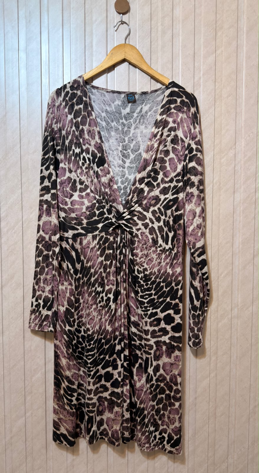 Chest 24  Lenght 41  Fabric jersey Stylish Women’s Long Top