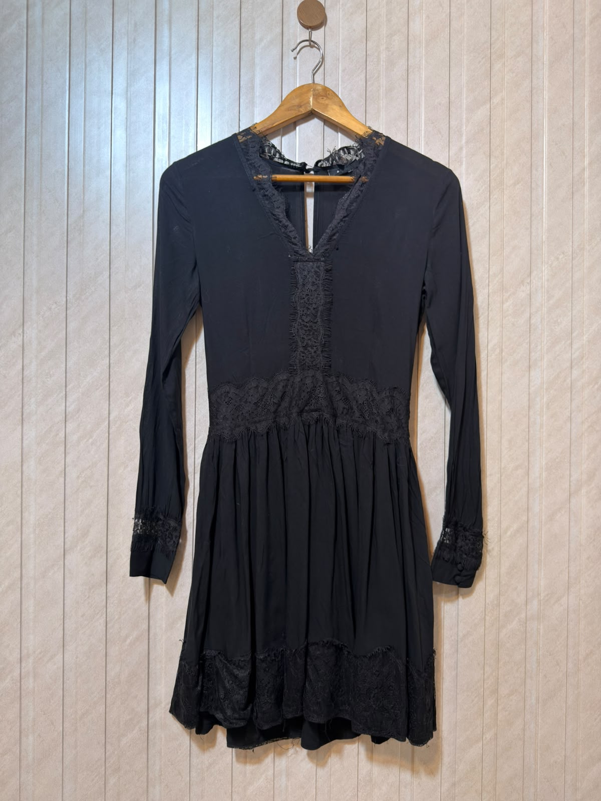 Chest 16  Lenght 33  Fabric linen Western Women’s Long Top