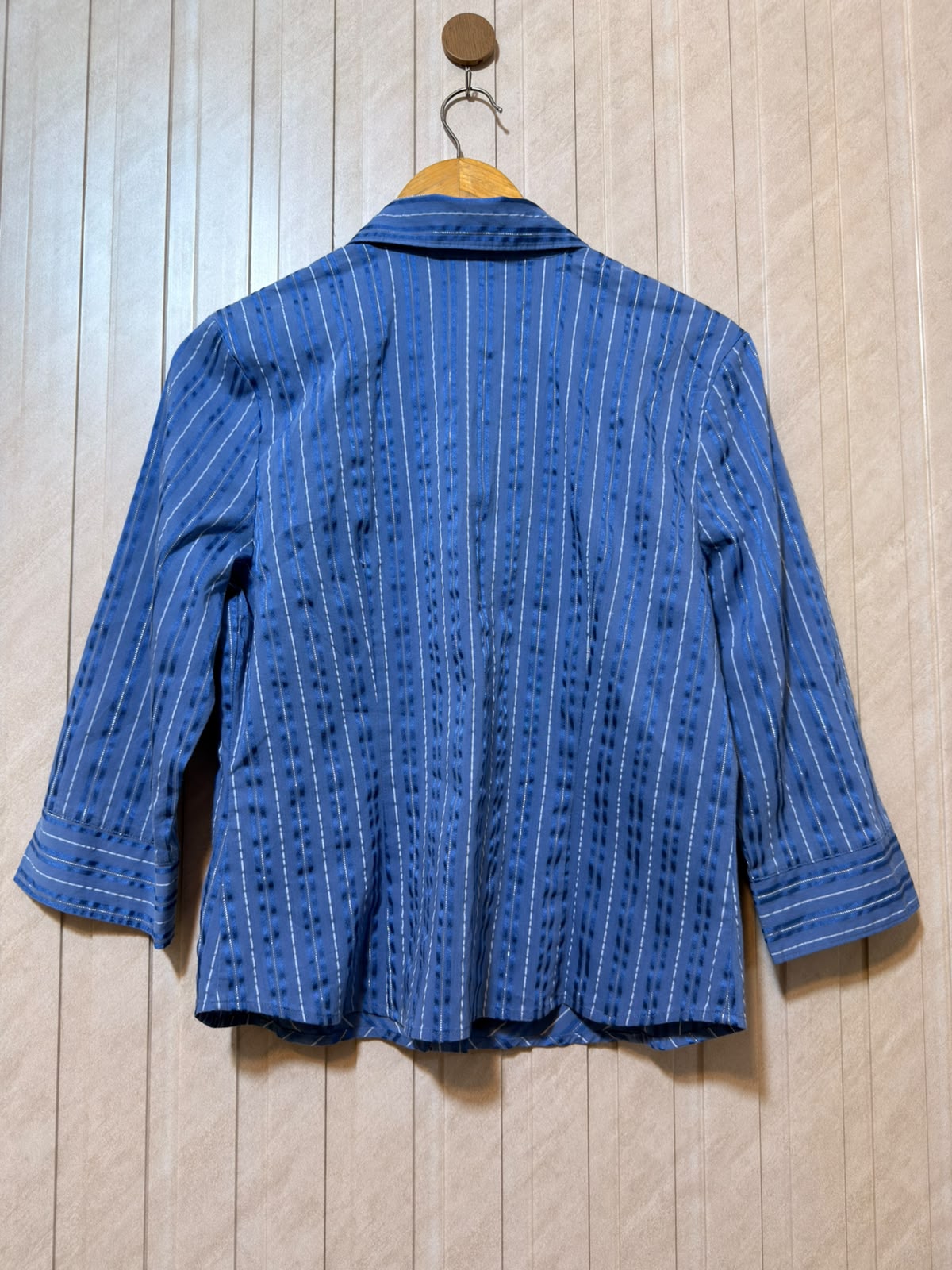 Chest 20  Lenght 22  Fabric cotton silk Women’s Modern Full Sleeve Top