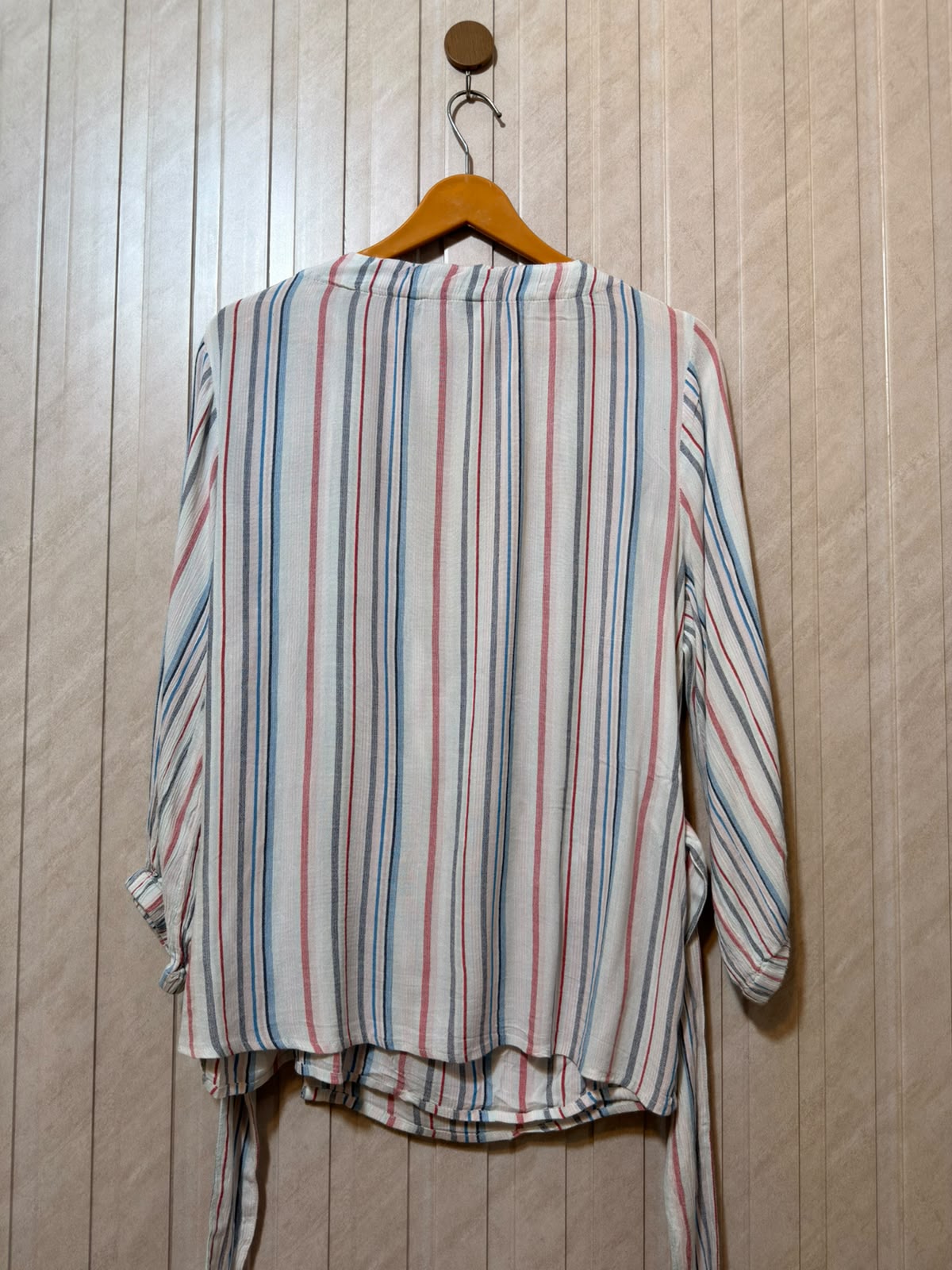 Chest 20  Lenght 26  Fabric rayon Women’s Elegant Full Sleeve Top