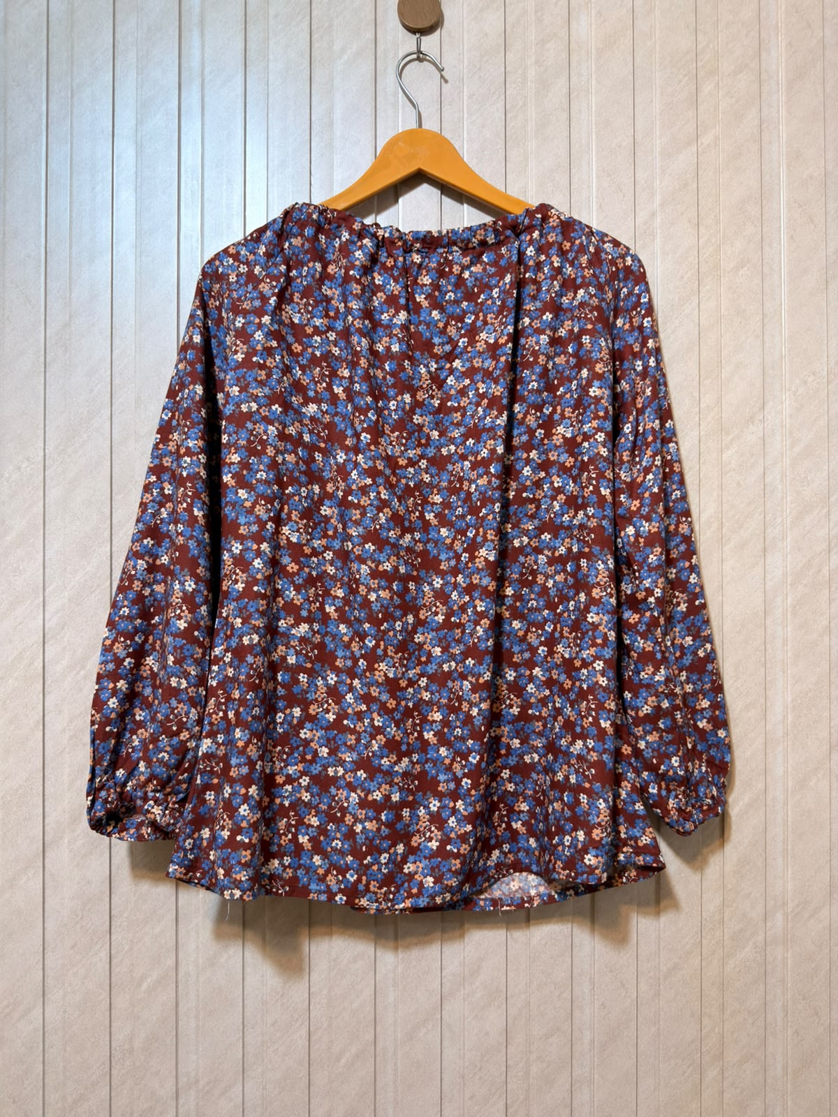 Chest 22  Lenght 23  Fabric rayon Women’s Full Sleeve Top