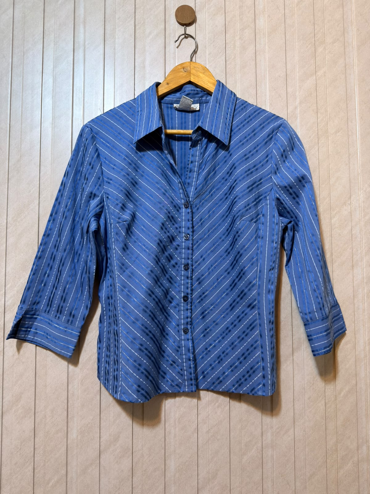 Chest 20  Lenght 22  Fabric cotton silk Women’s Modern Full Sleeve Top