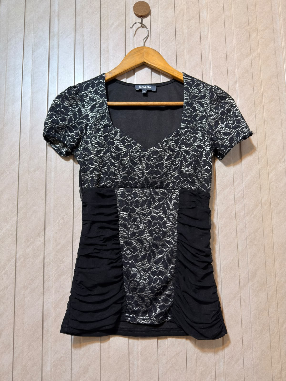 Chest 16  Length 22  Fabric Net Women’s Classic Crop Top