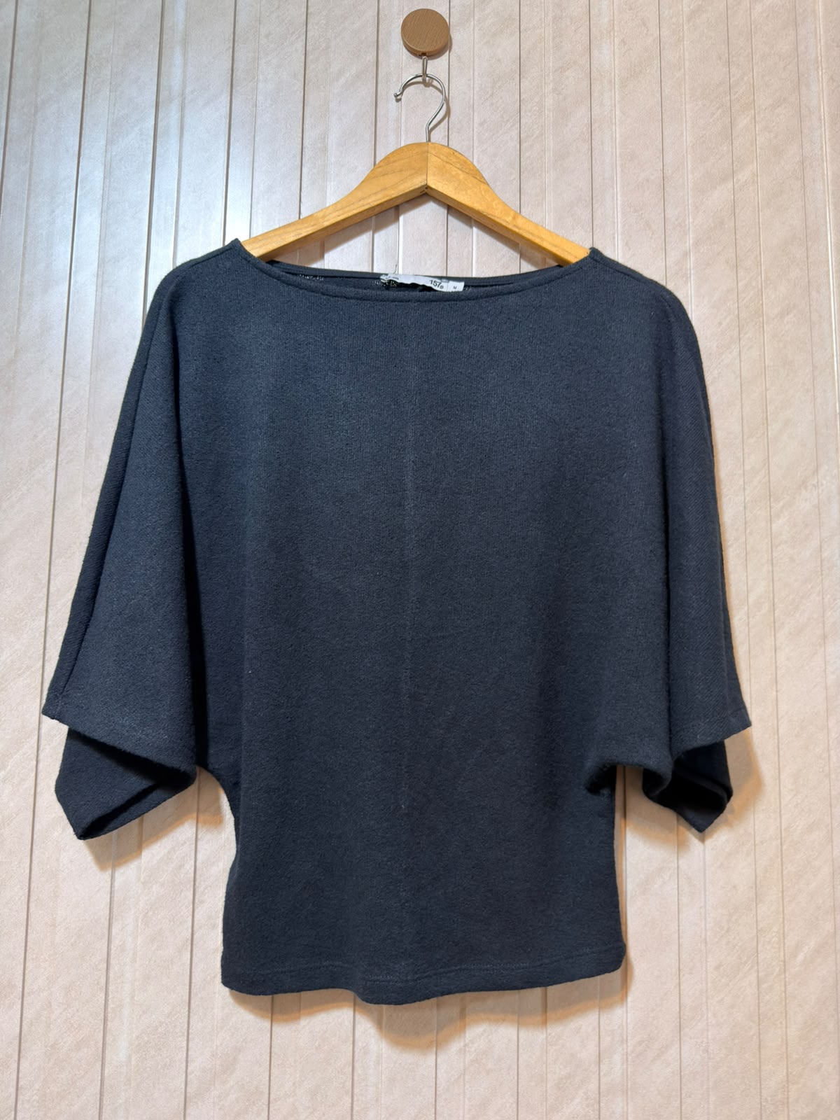 Chest Medium  Length 22  Fabric Rayon Women’s Contemporary Crop Top