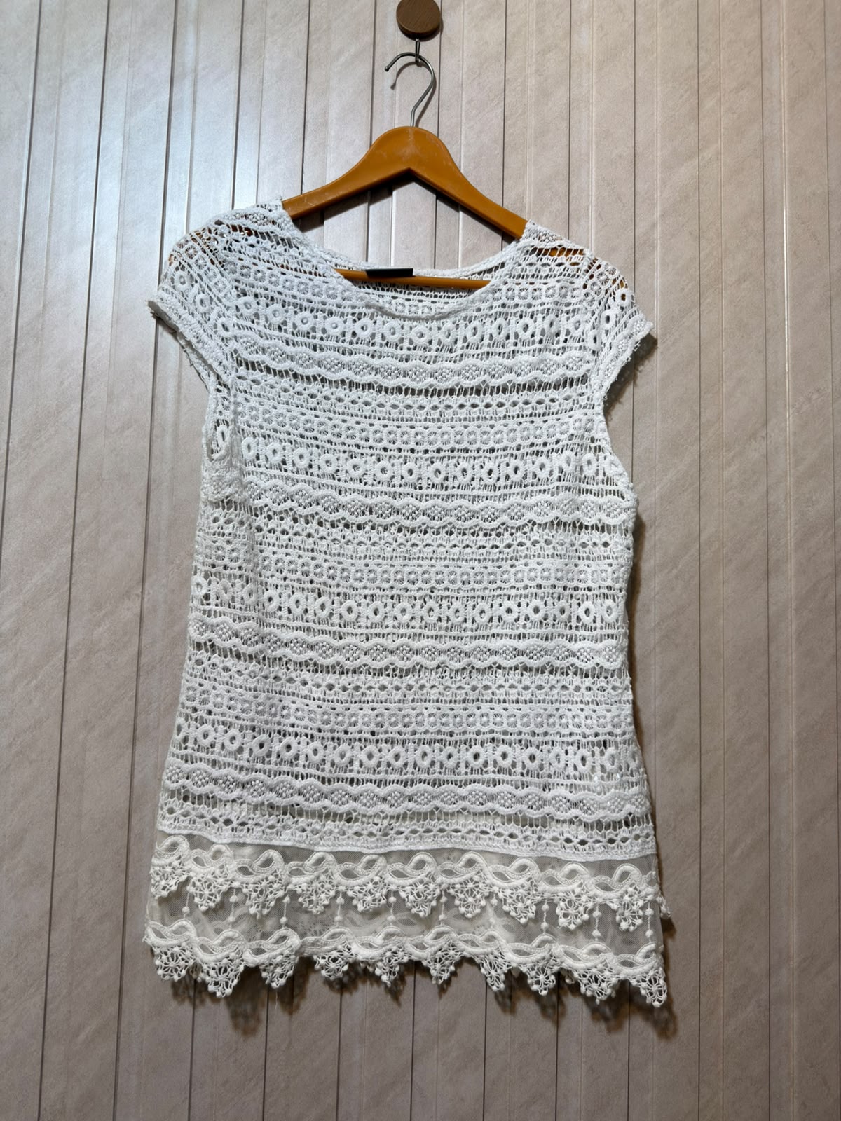Chest 19  Length 27  Fabric Net Women’s Trendy Everyday Crop Top
