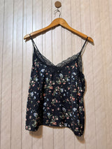 Chest 18  Length 23  Fabric Silk Women’s Modern Crop Top