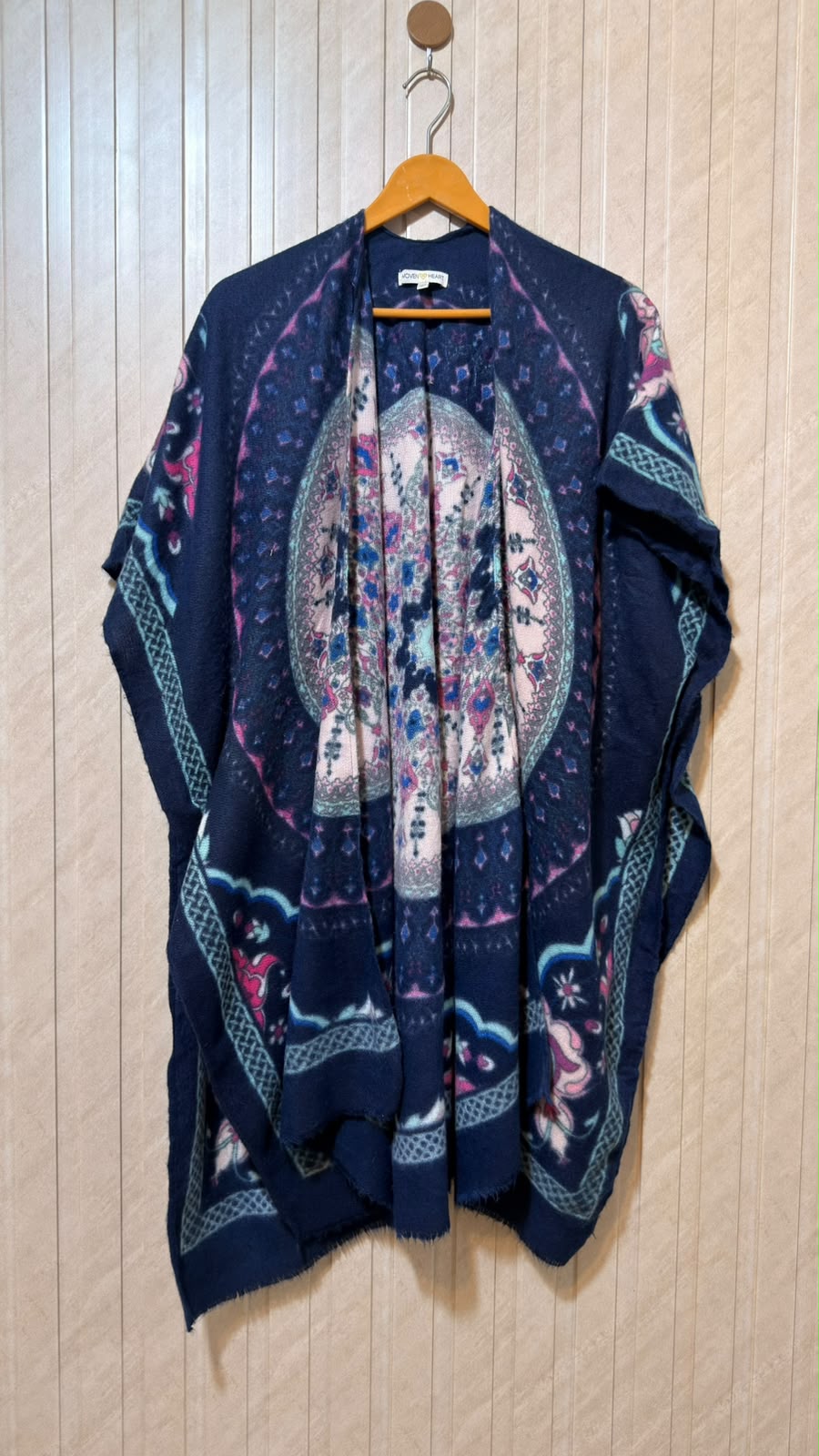 Women's Essential Shawl
