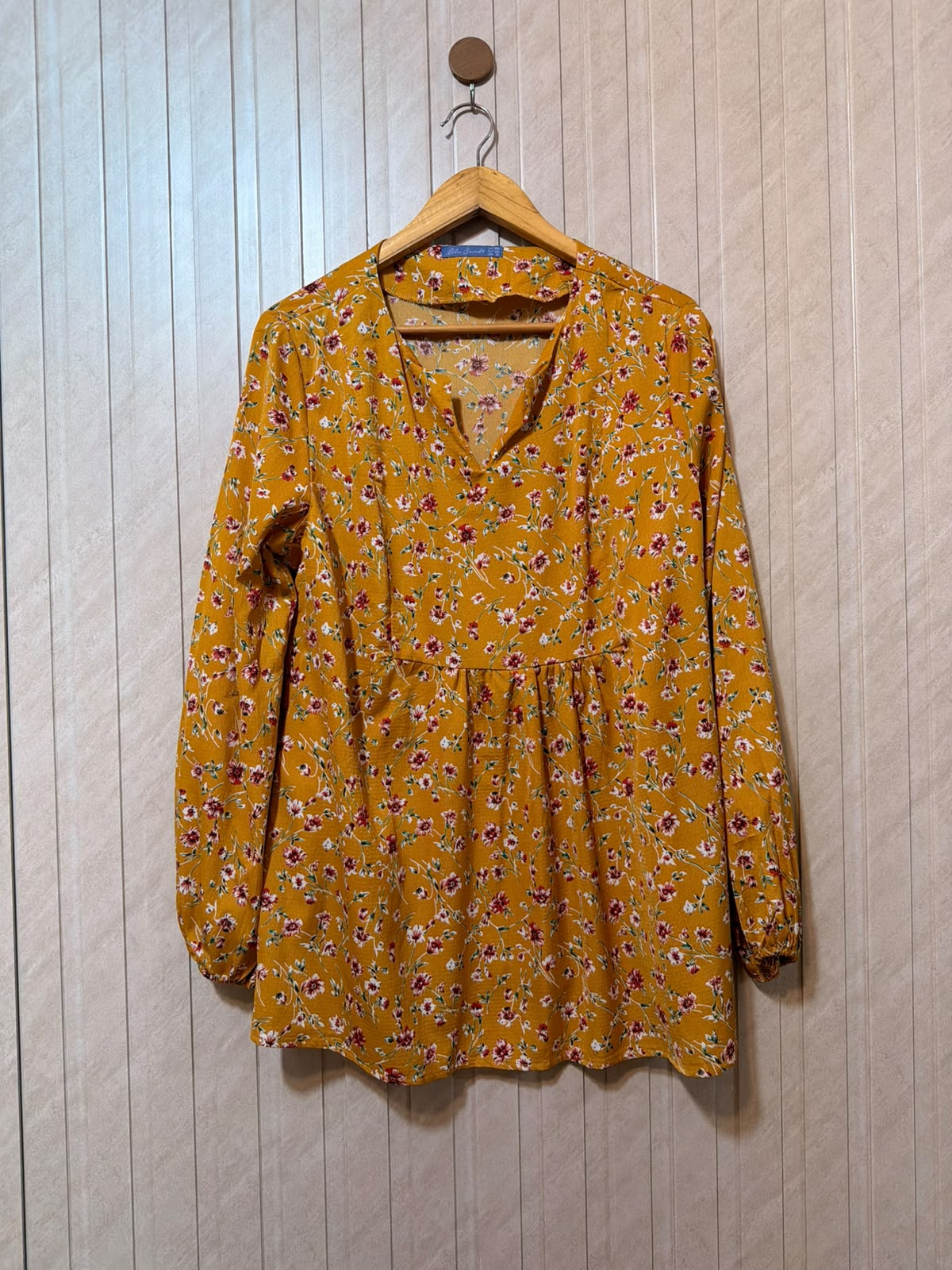 Chest 21  Length 28  Fabric Chiffon Ladies Full Sleeve Top