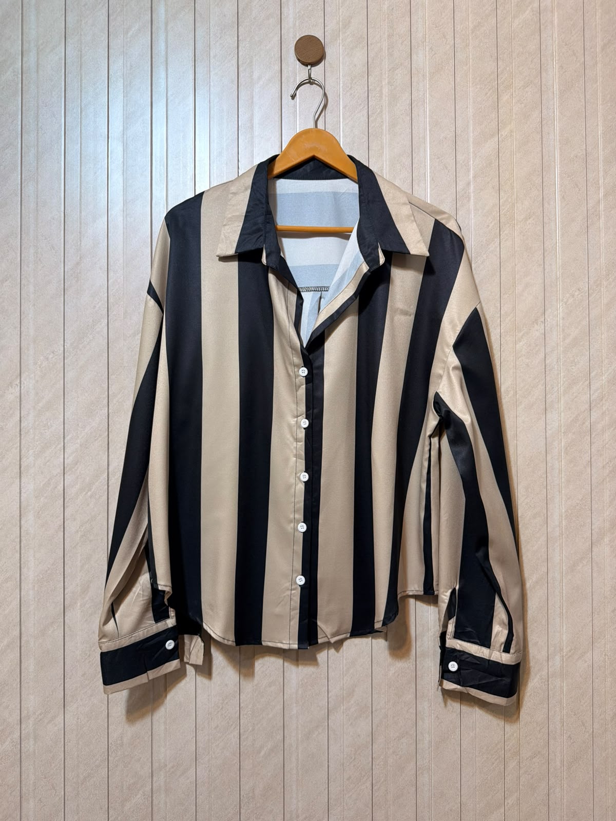 Chest 21  Length 25  Fabric Silk Classic Women’s Full Sleeve Top