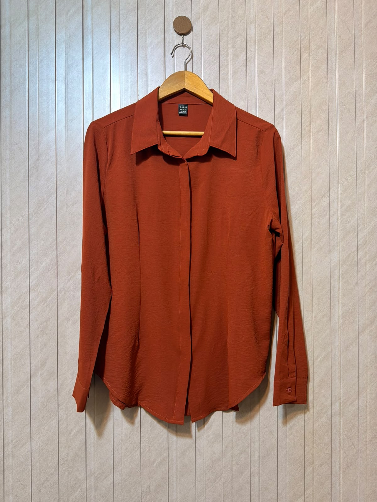 Chest 20  Length 27  Fabric Silk Premium Women’s Full Sleeve Top