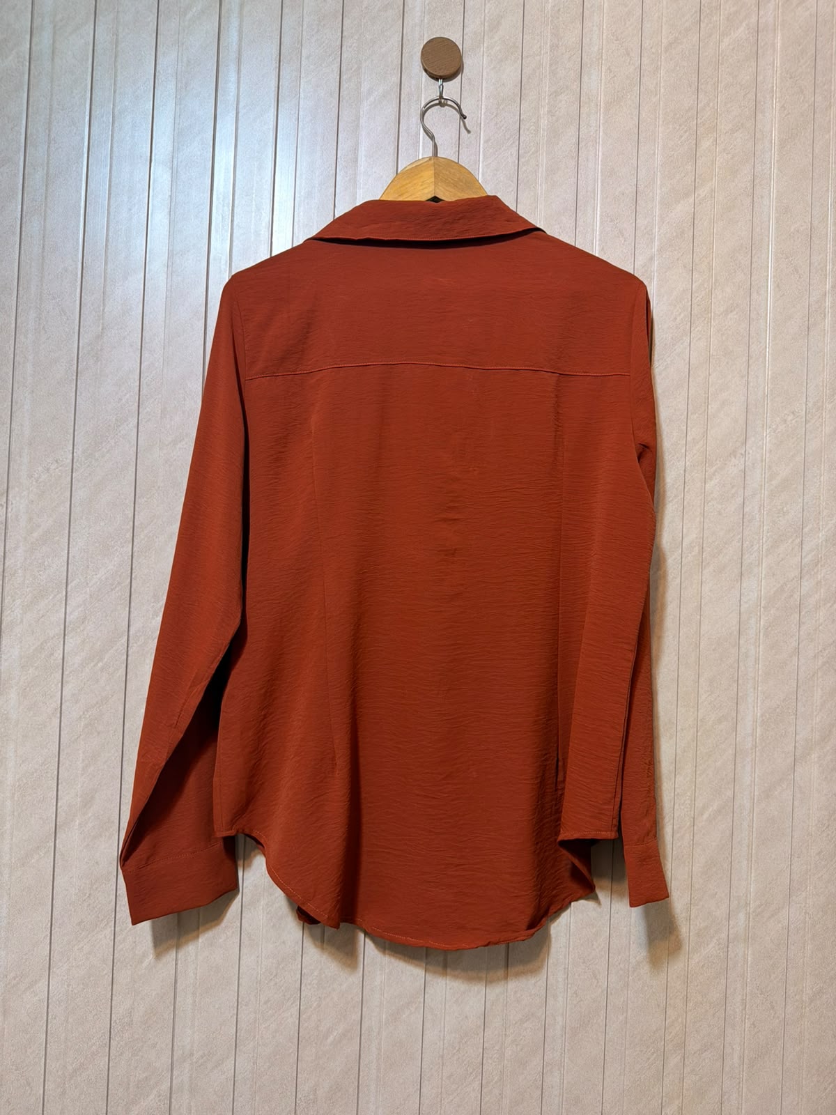 Chest 20  Length 27  Fabric Silk Premium Women’s Full Sleeve Top