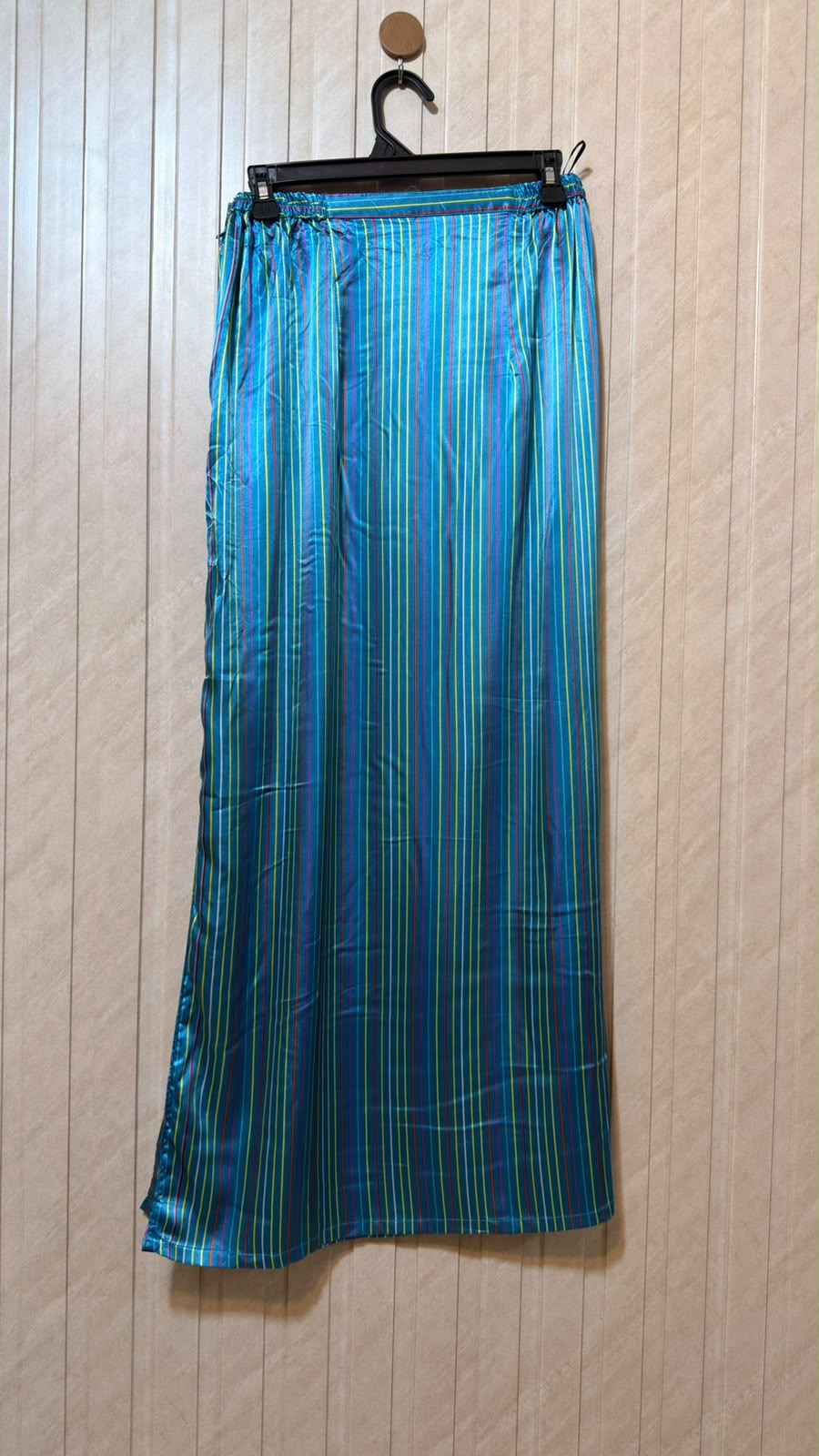 Waist 30  Lenght 40  Fabric silk Western Branded Women’s Skirt