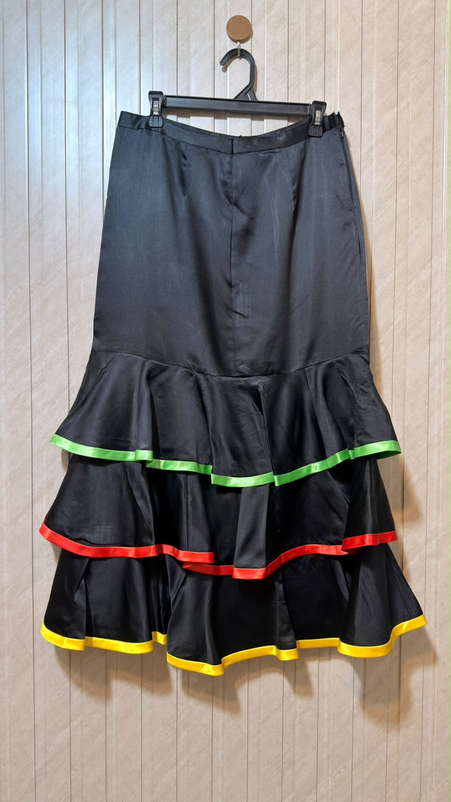 Waist 31  Lenght 34  Fabric SILK Women’s Everyday Skirt