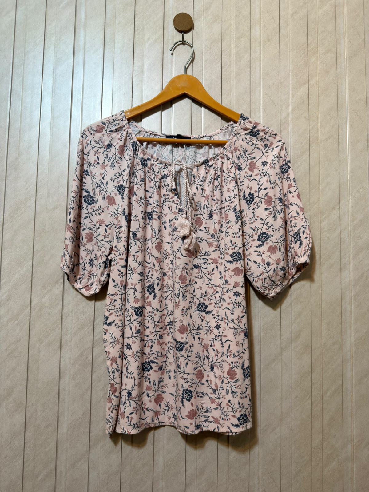 Chest 21  Lenght 24  Fabric linen Elegant Women’s Half Sleeve Top