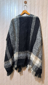 Women’s Sophisticated Shawl
