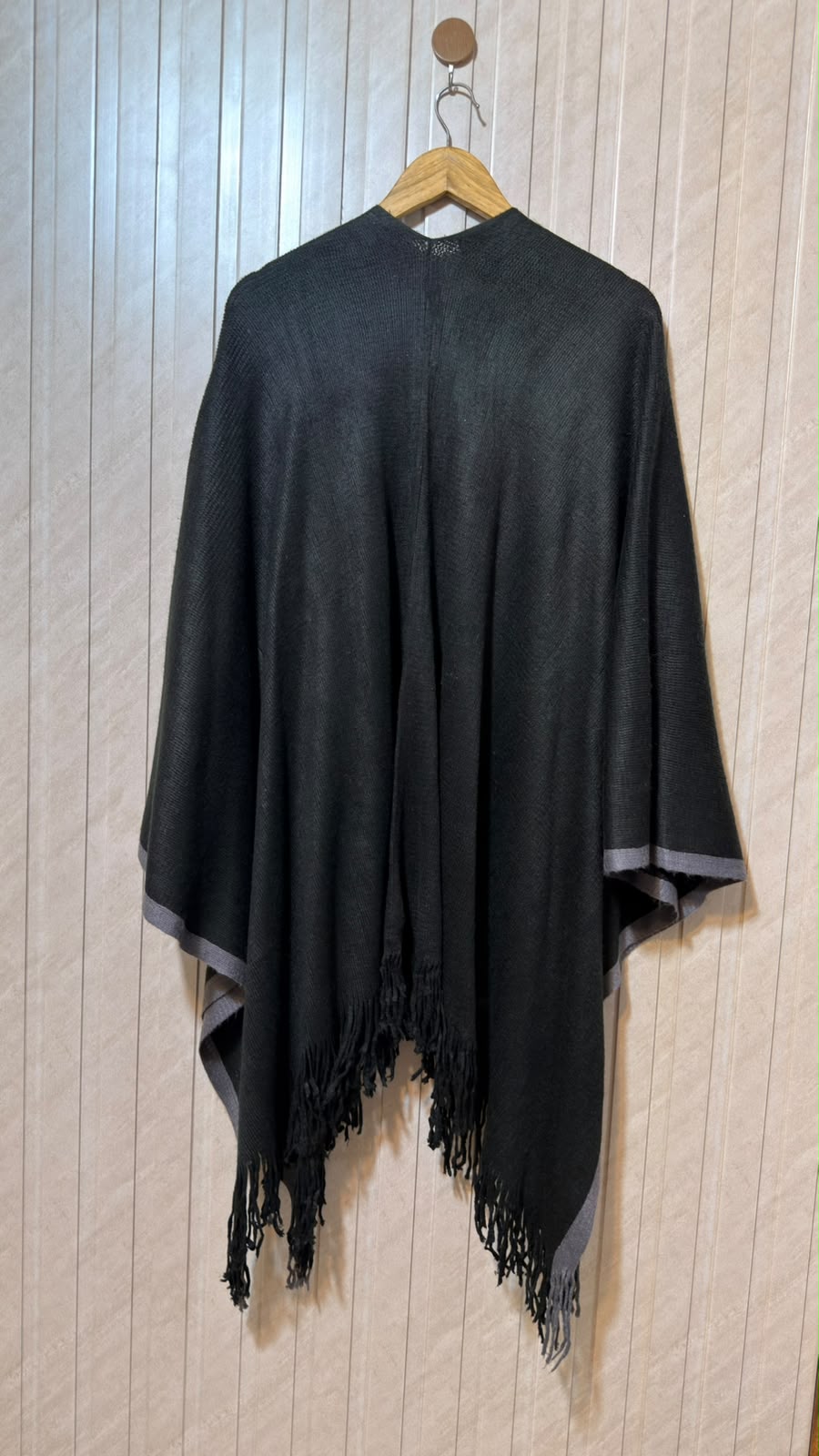 Women’s Exclusive Shawl
