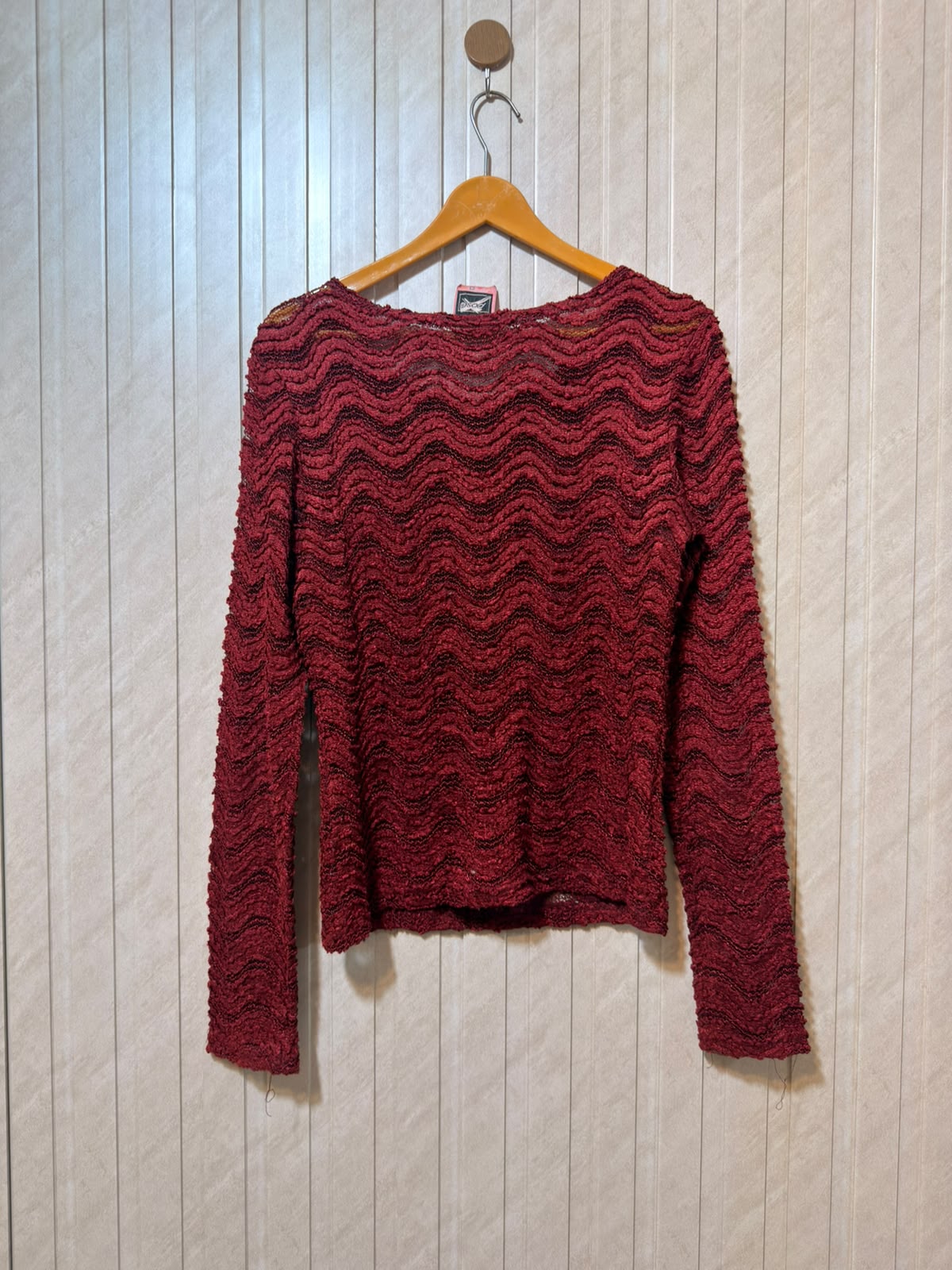 Chest 20  Lenght 24 Modern Classic Women’s Winter Top