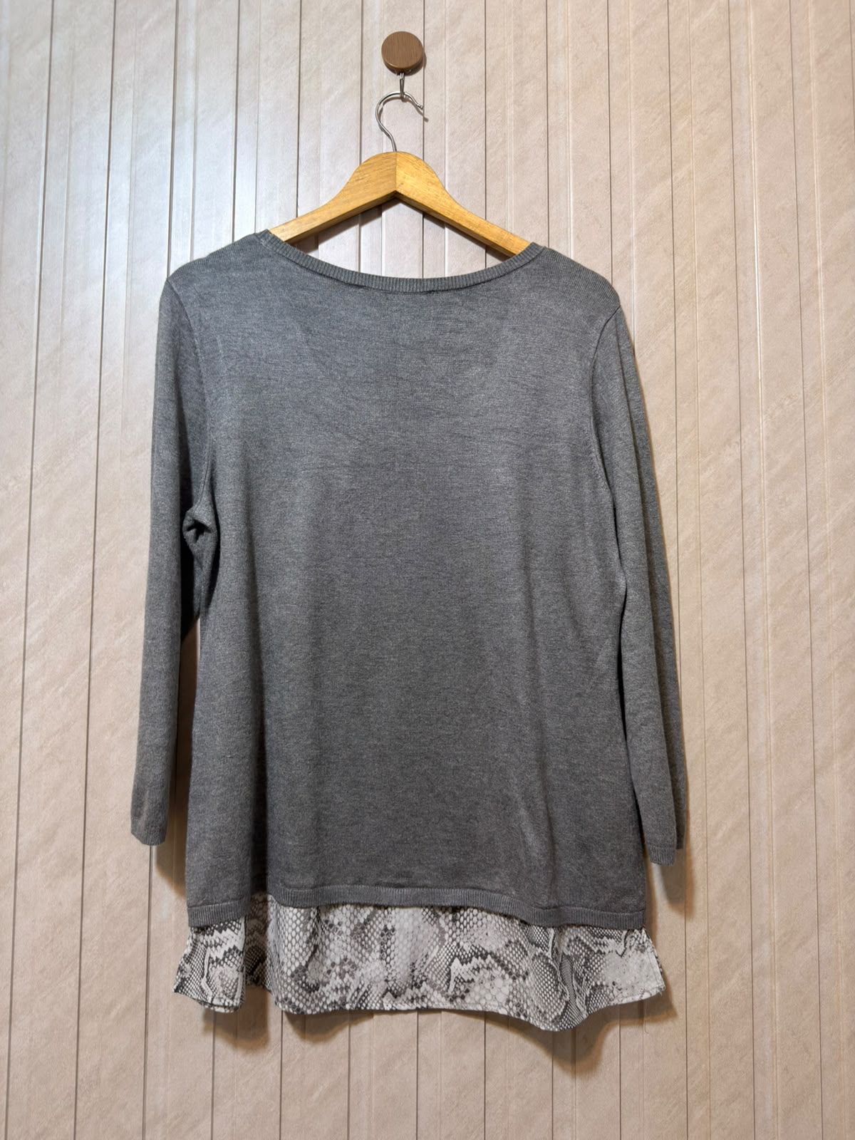 Chest 22  Lenght 30 Stylish Women’s Winter Top
