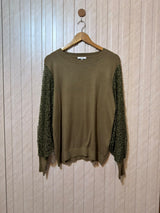 Chest 23  Lenght 26 Boutique Women’s Winter Top