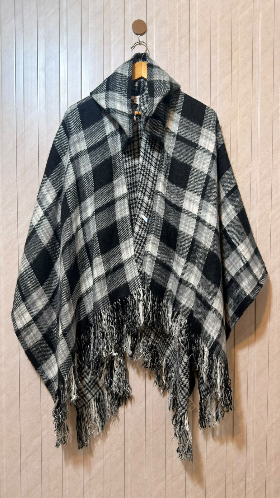 Luxury Women’s Shawl